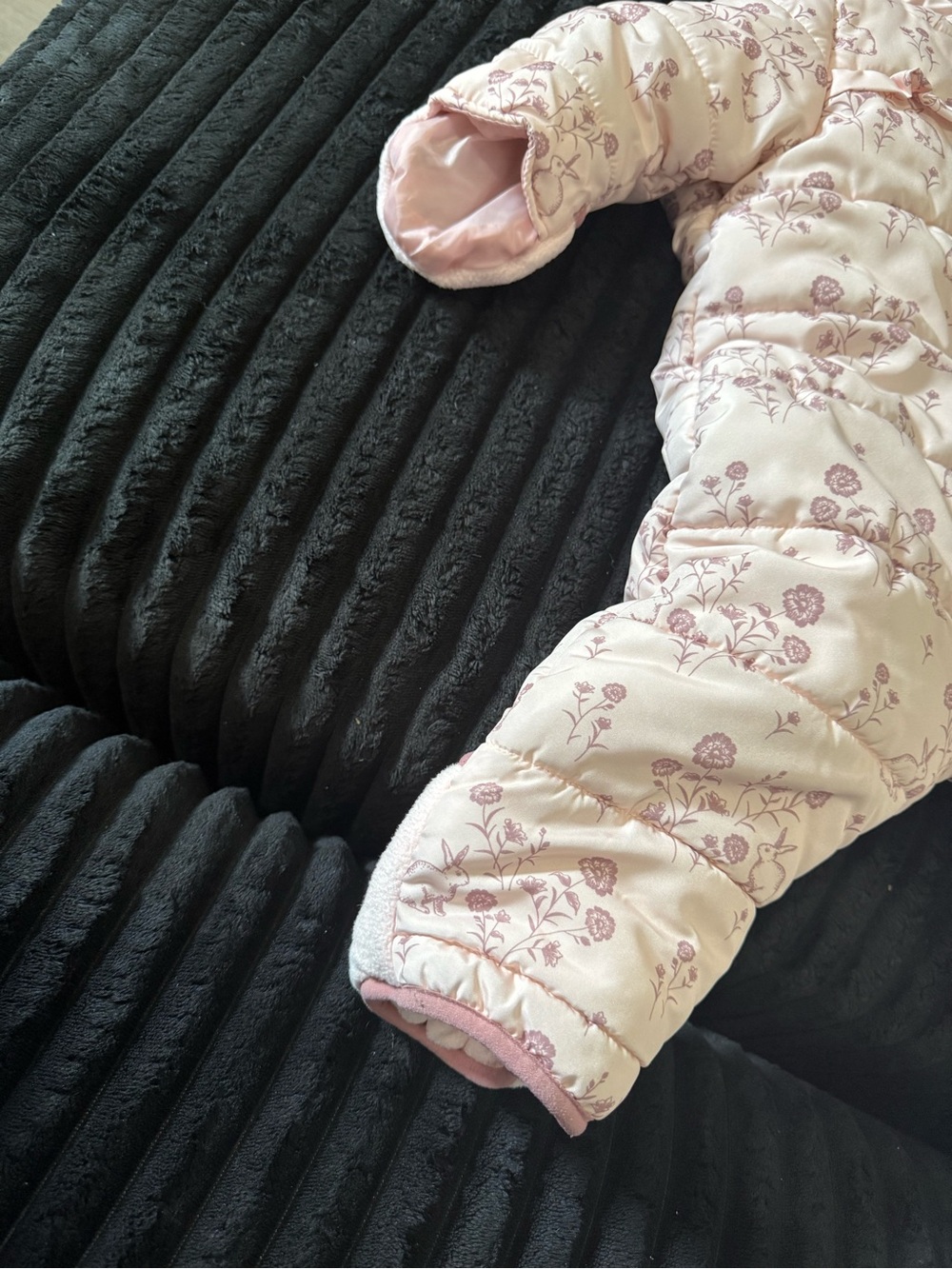 Girls size 18 months bundle with winter coat and snowsuit - Picture 8 of 11